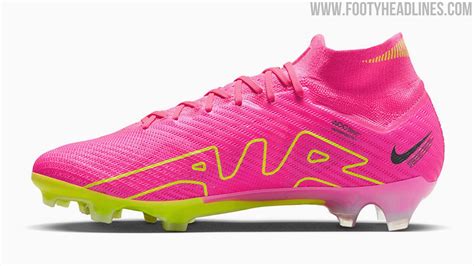 Nike pink football shoes